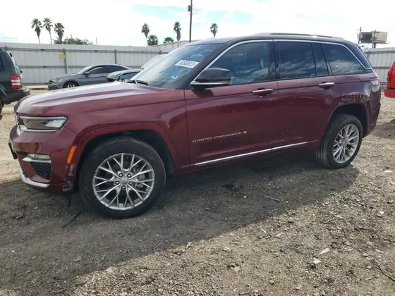 2022 Jeep Grand Cherokee VIN 1C4RJHEG8N8605255 - photo 3 of 13