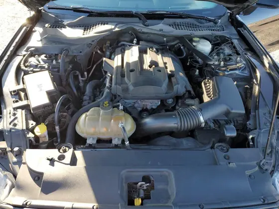 2017 Ford Mustang VIN 1FATP8UH0H5293913 - photo 9 of 11