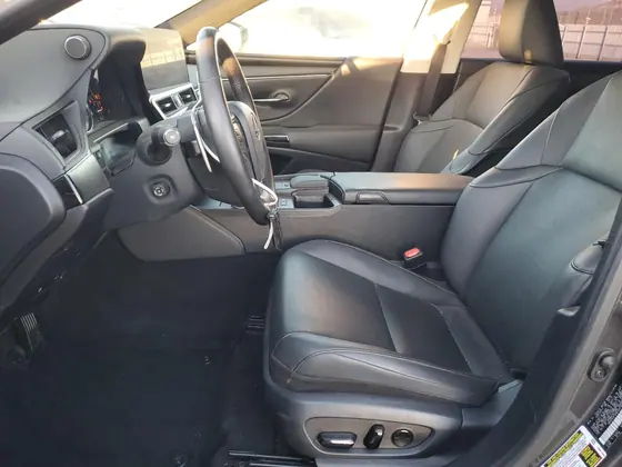 2022 Lexus ES VIN 58ADA1C12NU025768 - photo 6 of 14