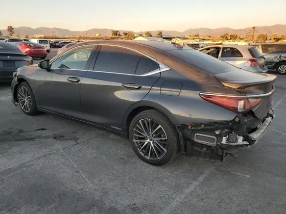 2022 Lexus ES VIN 58ADA1C12NU025768 - photo 14 of 14