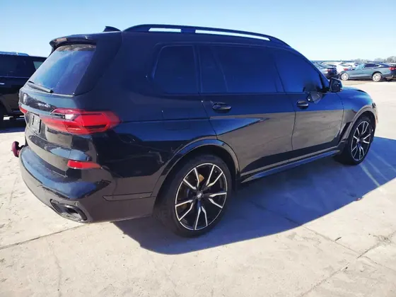 2022 BMW X7 VIN 5UXCW2C04N9M75073 - photo 2 of 9