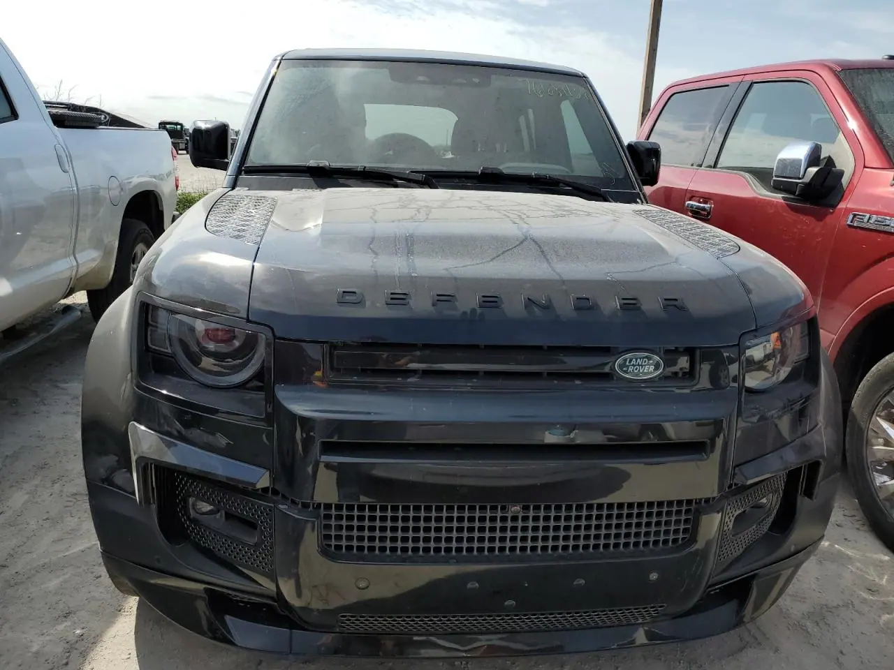 2023 Land Rover Defender VIN SALEJ7EX9P2241869 - photo 1 of 14