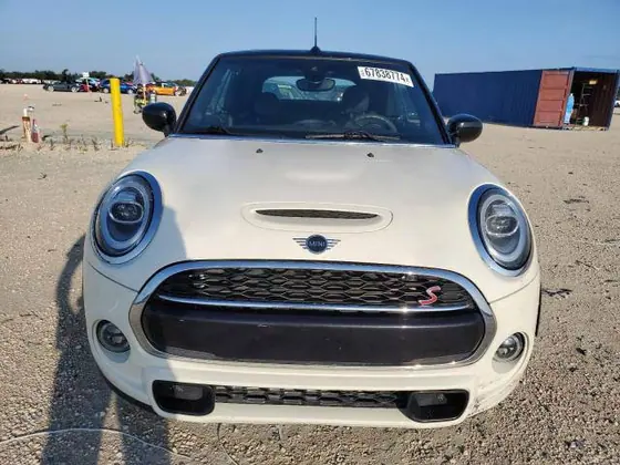 2020 MINI Cooper Convertible VIN WMWWJ5C09L3L03634 - photo 3 of 10