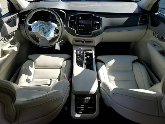 2025 Volvo XC90 VIN YV4062PF0S1296877 - photo 12 of 15