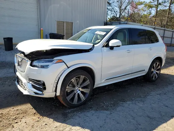 2025 Volvo XC90 VIN YV4062PF0S1296877 - photo 14 of 15
